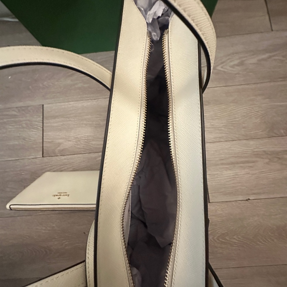 Kate Spade bag - Picture 4 of 5